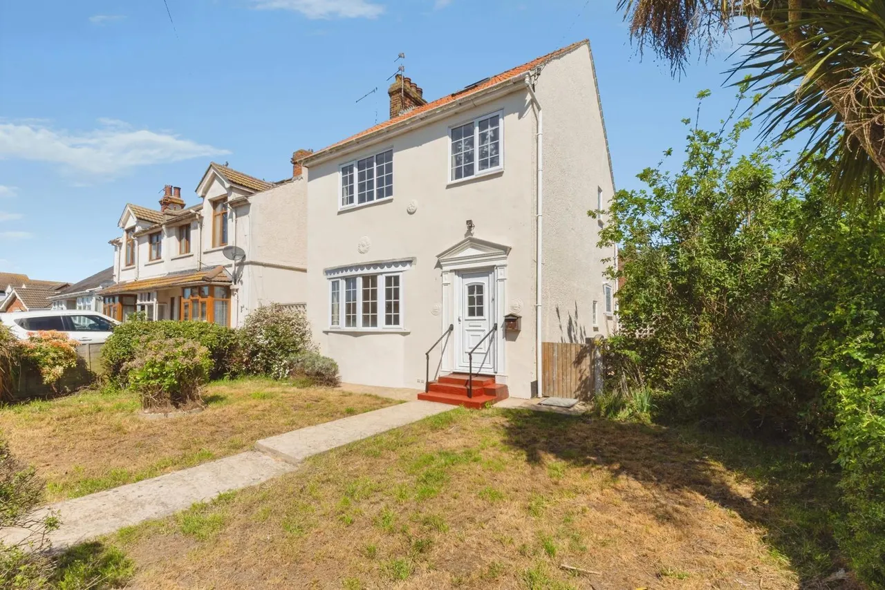 3 bed house for sale — St. Osyth Road, Clacton-on-Sea, Essex, CO15