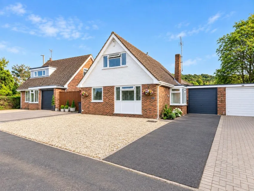 3 bed house for sale, St. Barnabas Close, Gloucester