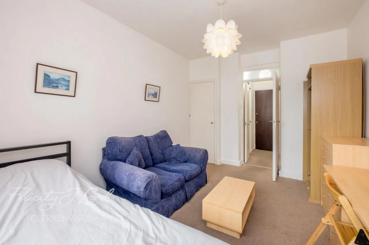 Charterhouse Square, EC1M, photo 5