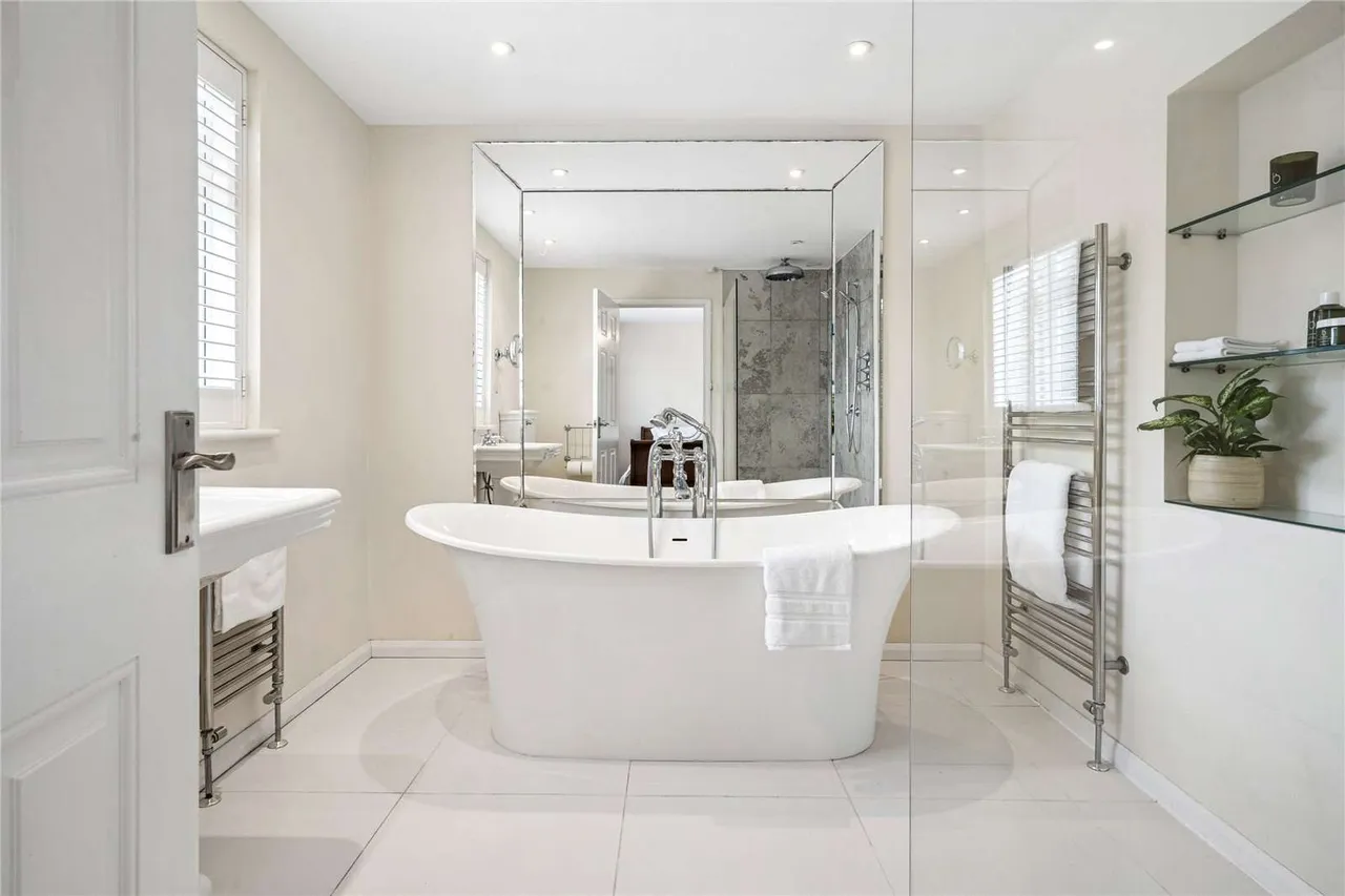 Quaker Lane, Warborough, Wallingford, Oxfordshire, OX10 7DT, photo 12
