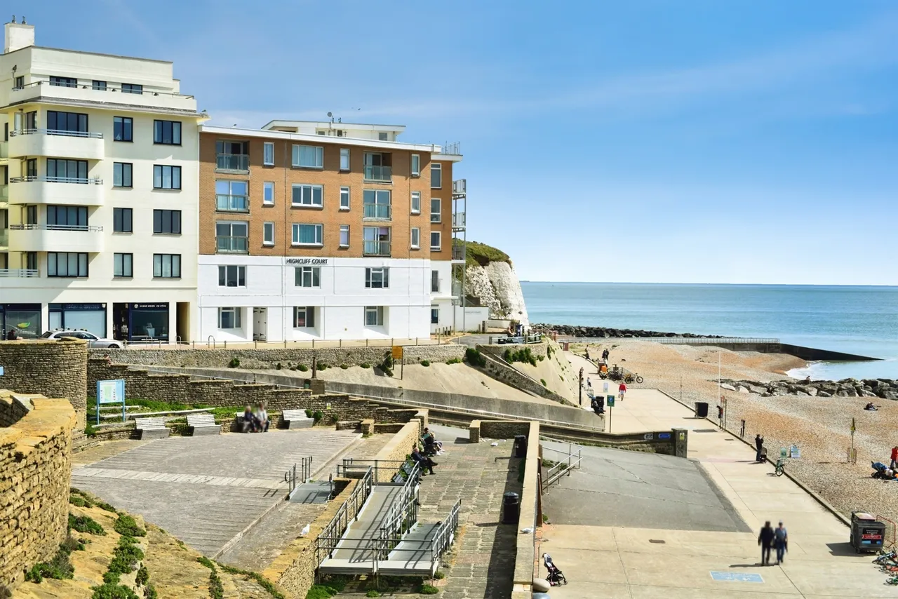 High Street, Rottingdean, BN2, photo 12