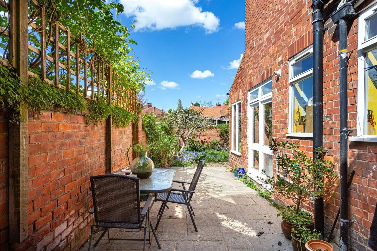 Clifton Dale, York, YO30, photo 13