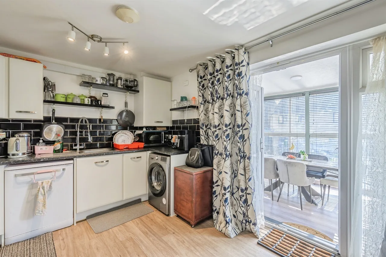 Calstock Close, Plymouth, PL2, photo 20