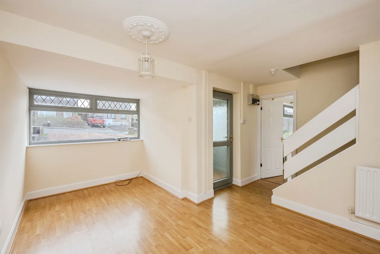 Greenwood Drive, Neath, SA11, photo 5