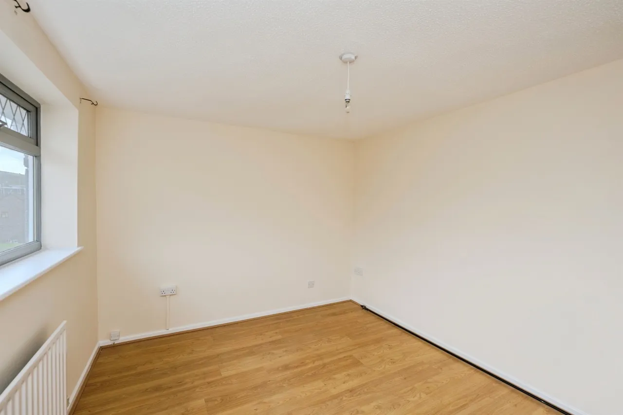 Greenwood Drive, Neath, SA11, photo 10