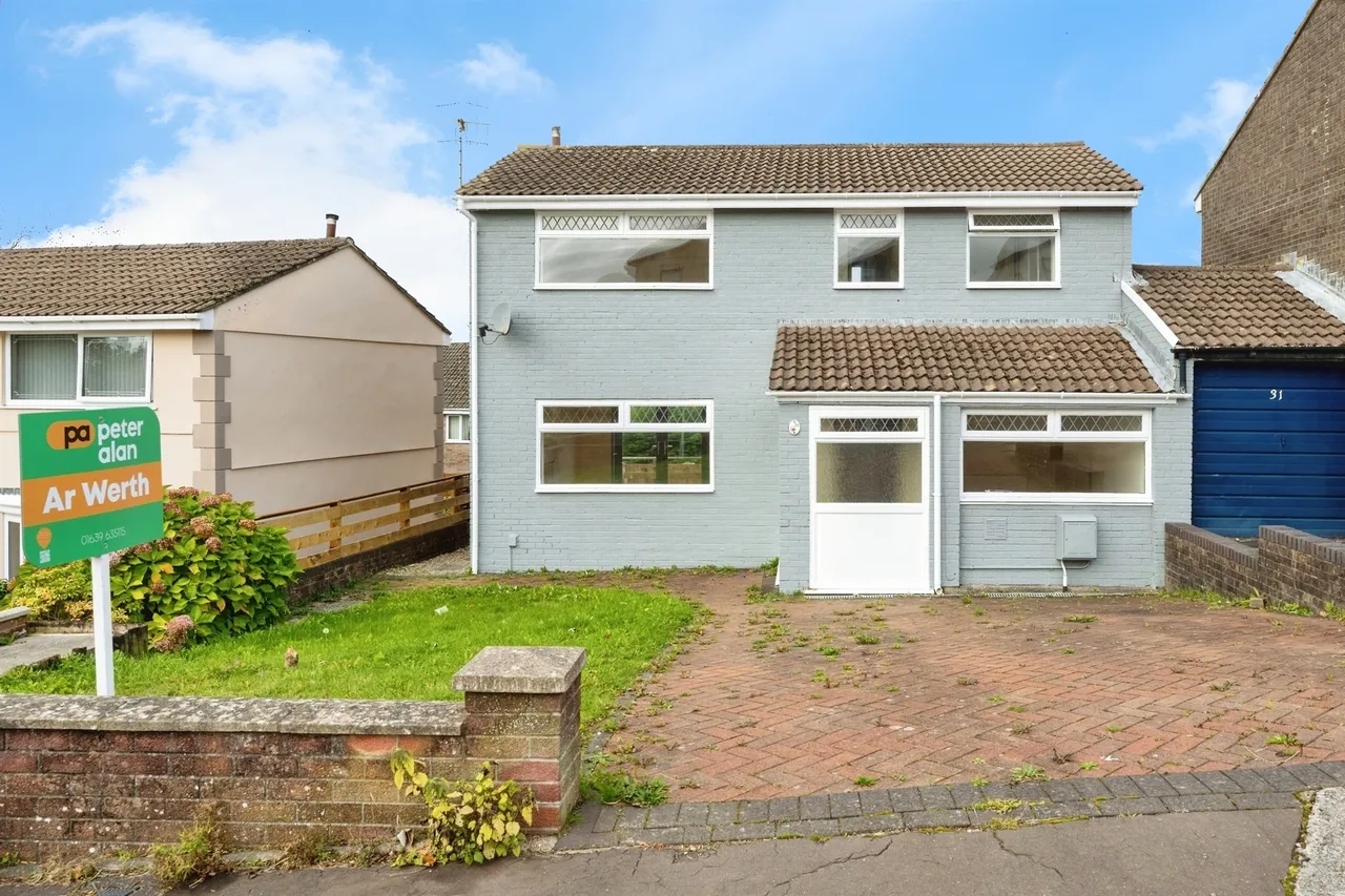 3 bed house for sale, Greenwood Drive, Neath, SA11