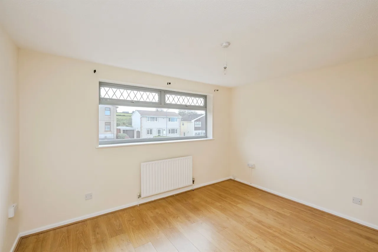 Greenwood Drive, Neath, SA11, photo 15
