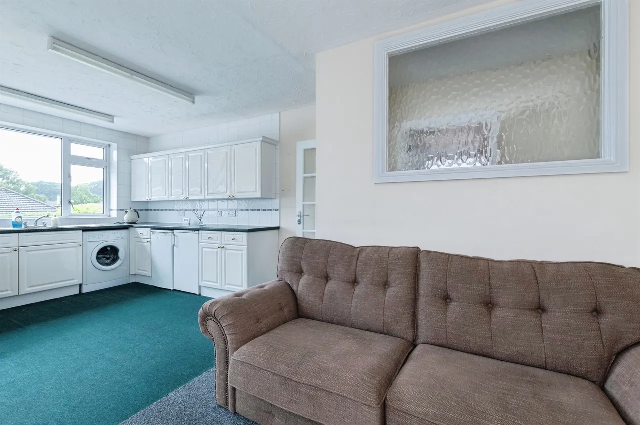 Venning Avenue, Bournemouth, BH11, photo 5