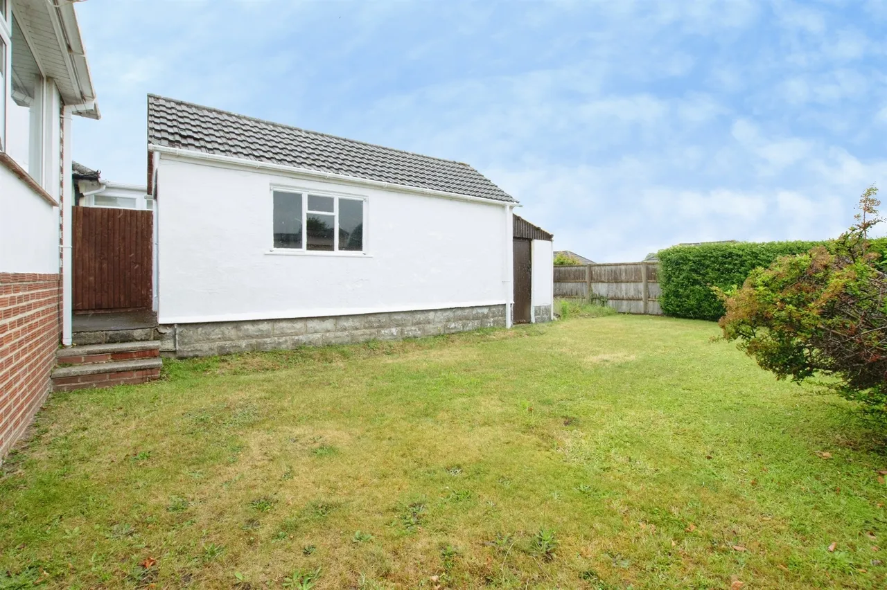 Venning Avenue, Bournemouth, BH11, photo 12