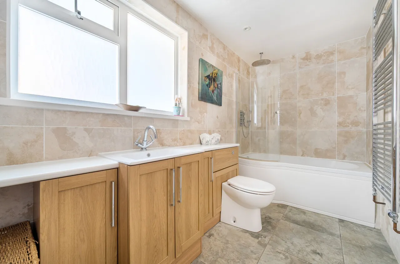 Greenbanks, Lyminge, CT18, photo 11
