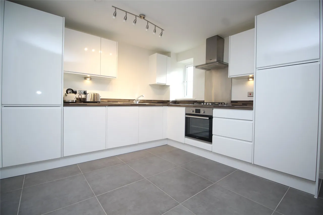 Westbury Lane, Newport Pagnell, MK16, photo 2