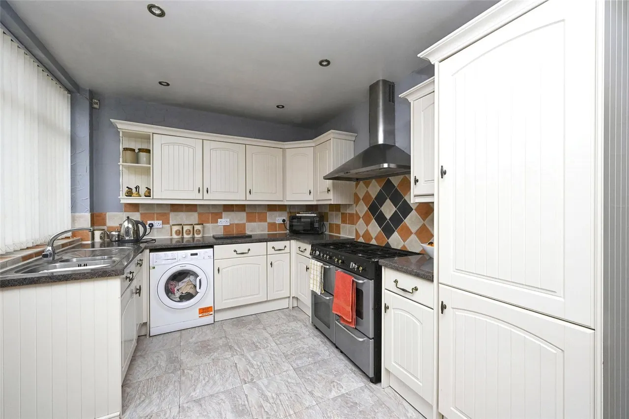 Hall Lane, Newton, Alfreton, DE55, photo 6