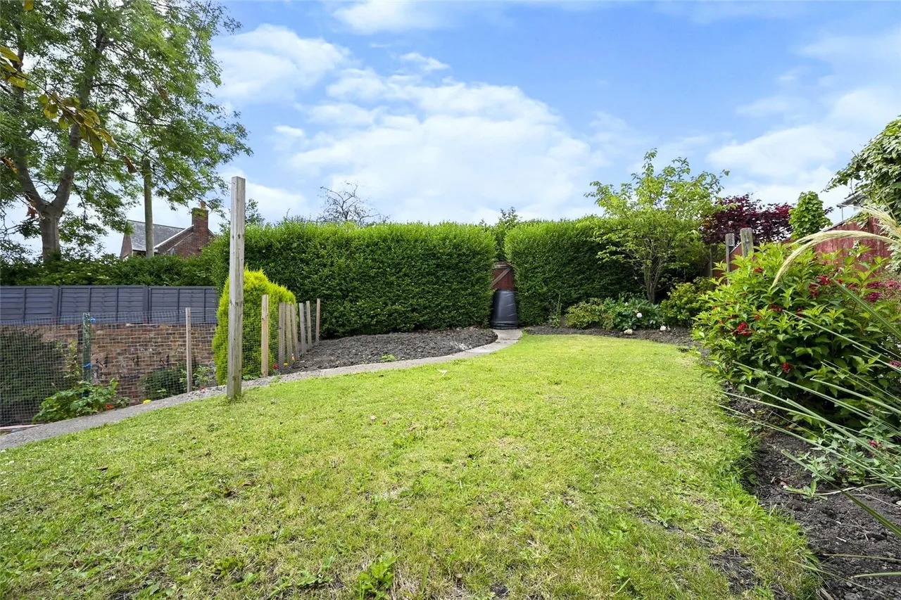Hall Lane, Newton, Alfreton, DE55, photo 2