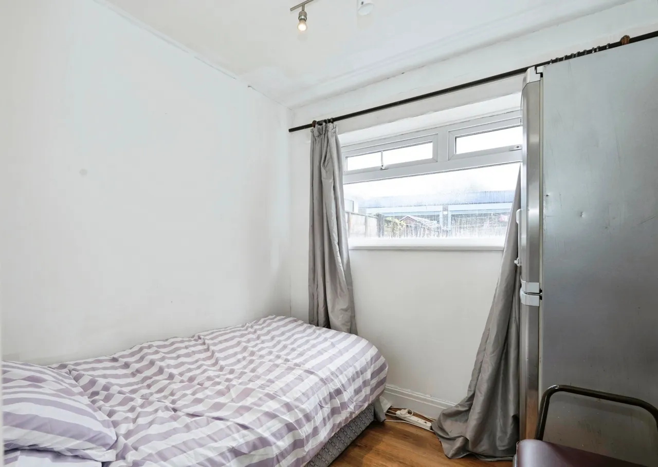 Shorrock Lane, Blackburn, BB2, photo 10