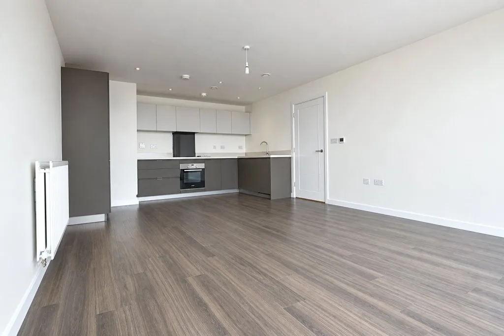 2 bed property to rent, Glebe Way