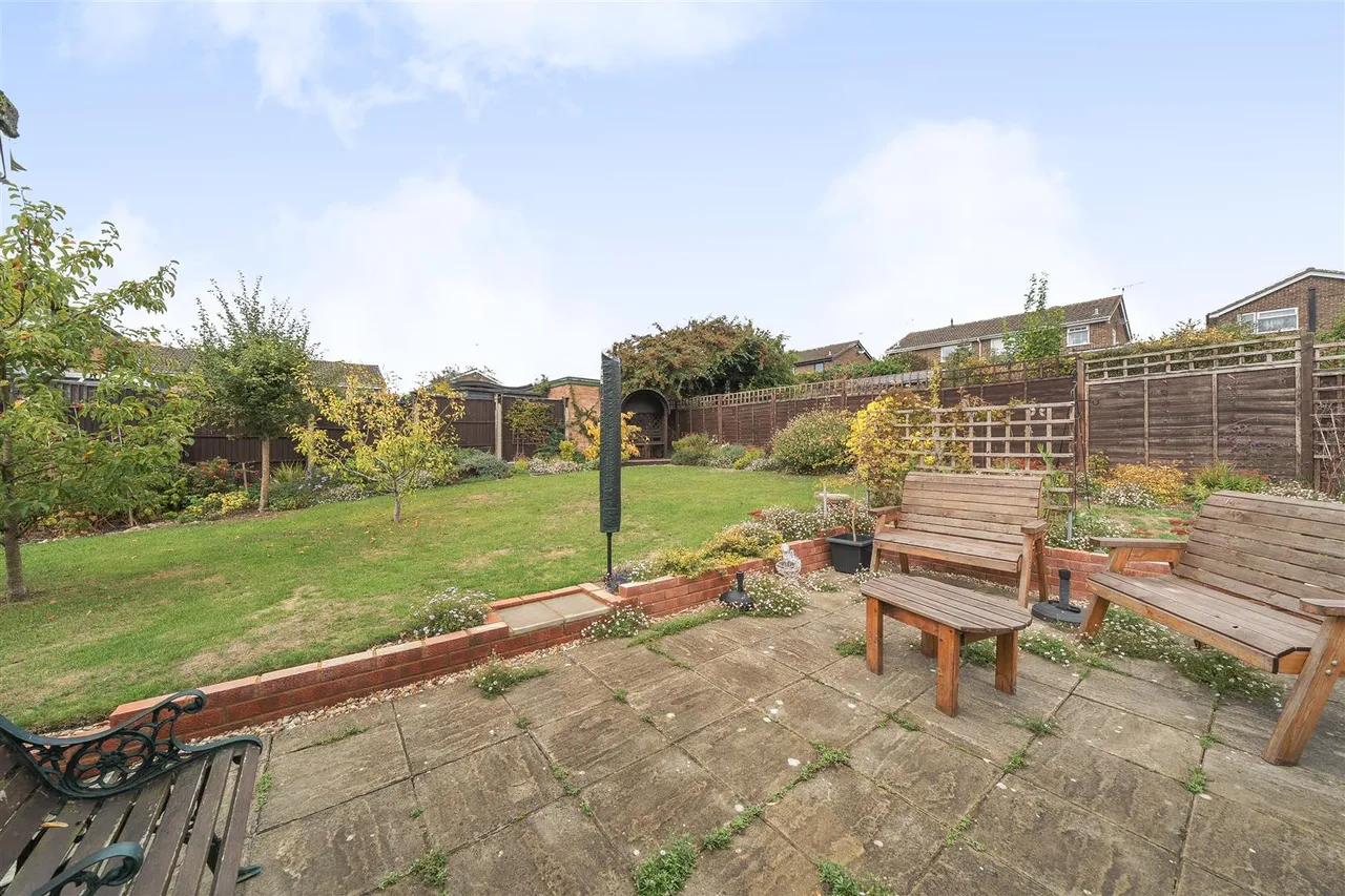 Jupiter Close, Haverhill, CB9, photo 19