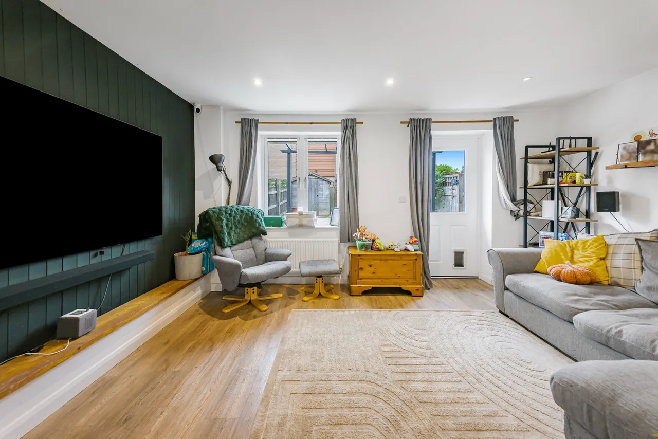 Theedway, Leighton Buzzard, photo 16