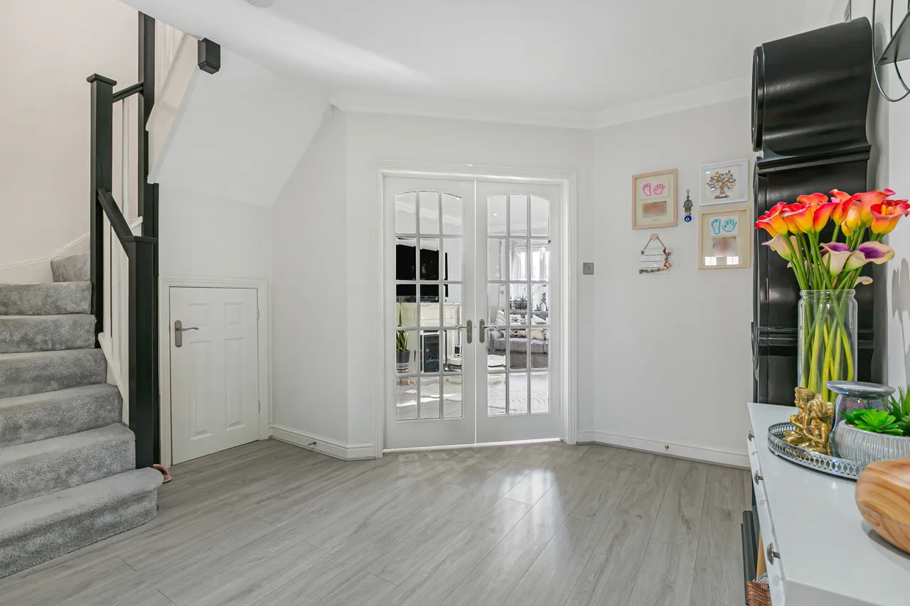 Upper Halliford Road, Shepperton, TW17, photo 7