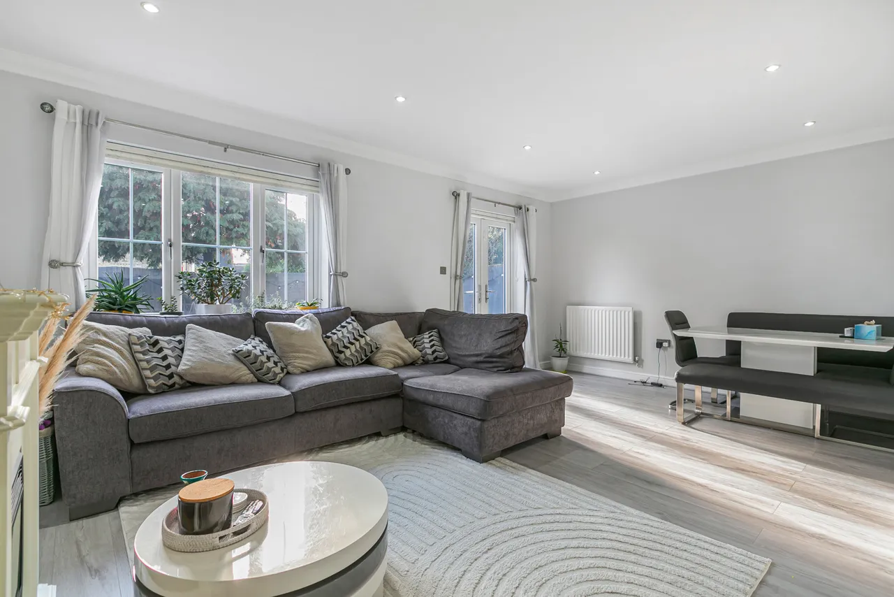 Upper Halliford Road, Shepperton, TW17, photo 6