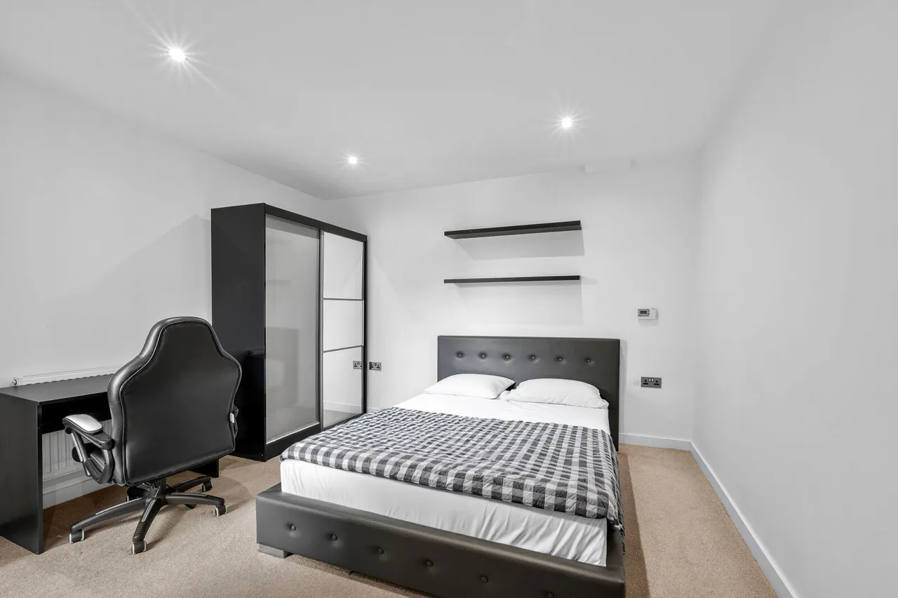 Milner Road, London, SW19, photo 7