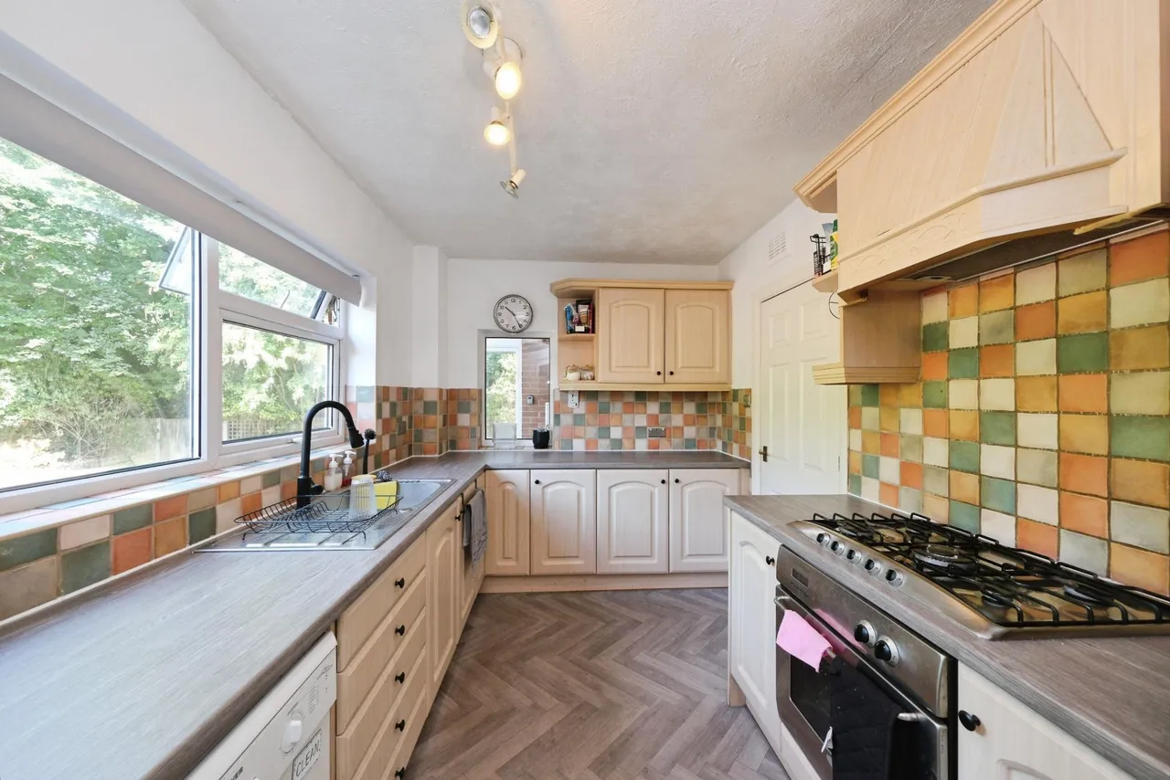 Houghton Close, Nottingham, NG16, photo 7