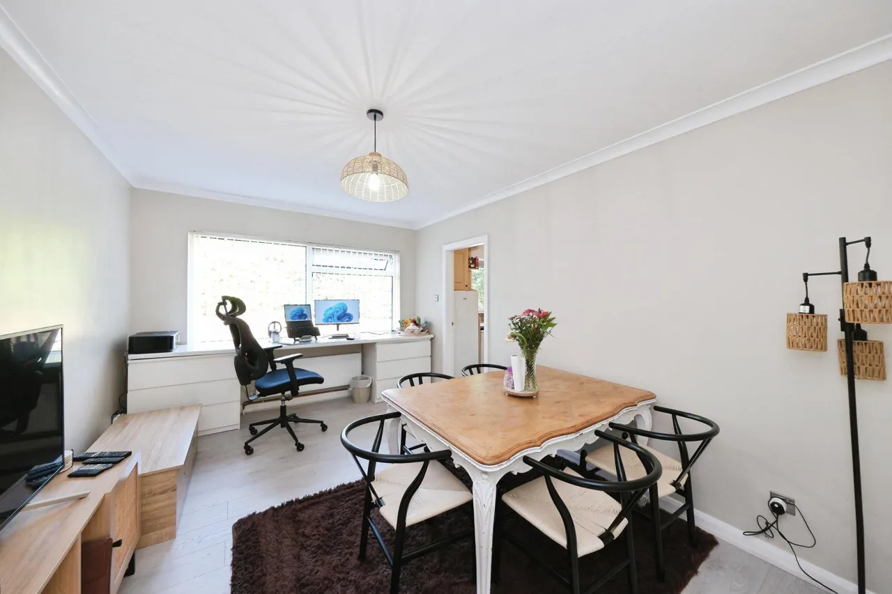 Houghton Close, Nottingham, NG16, photo 5