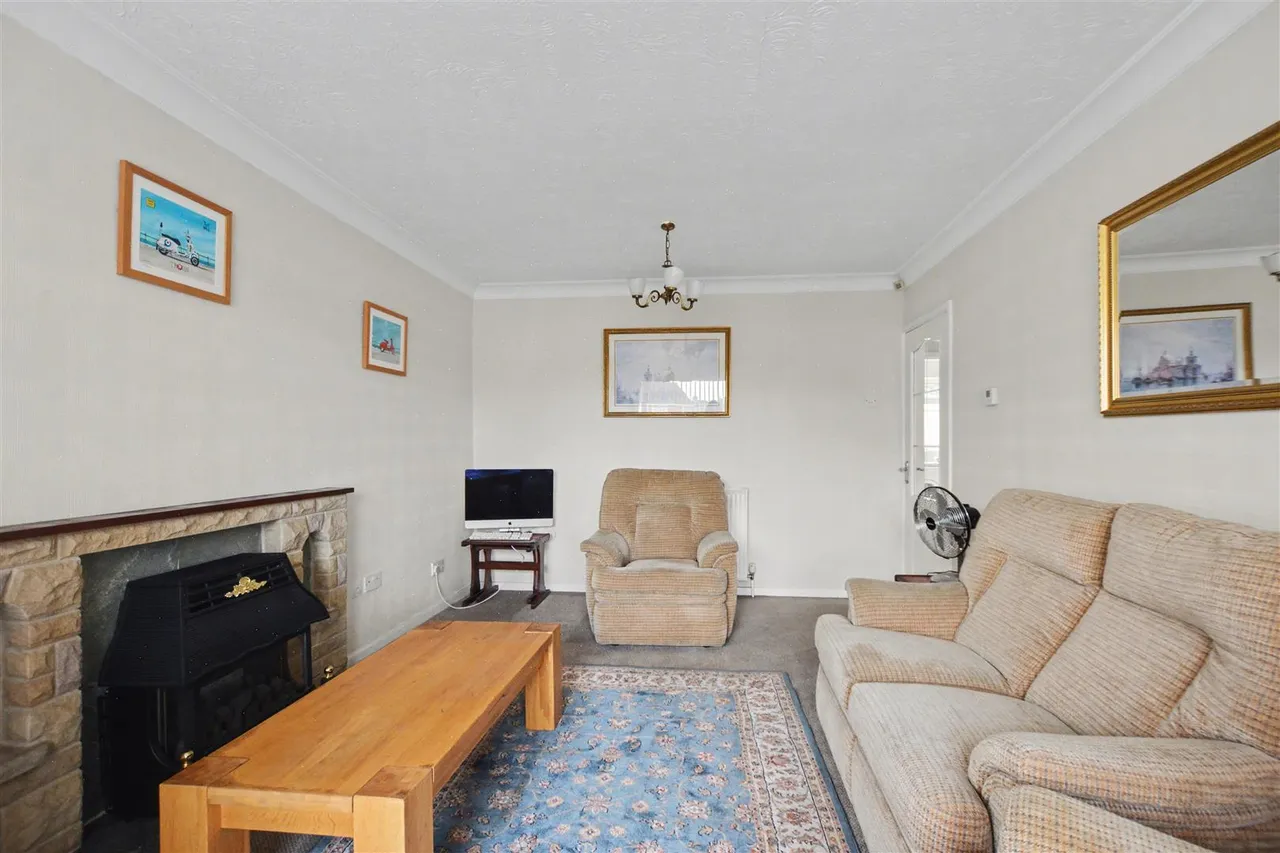 Brunswick Drive, Stapleford, NG9, photo 5