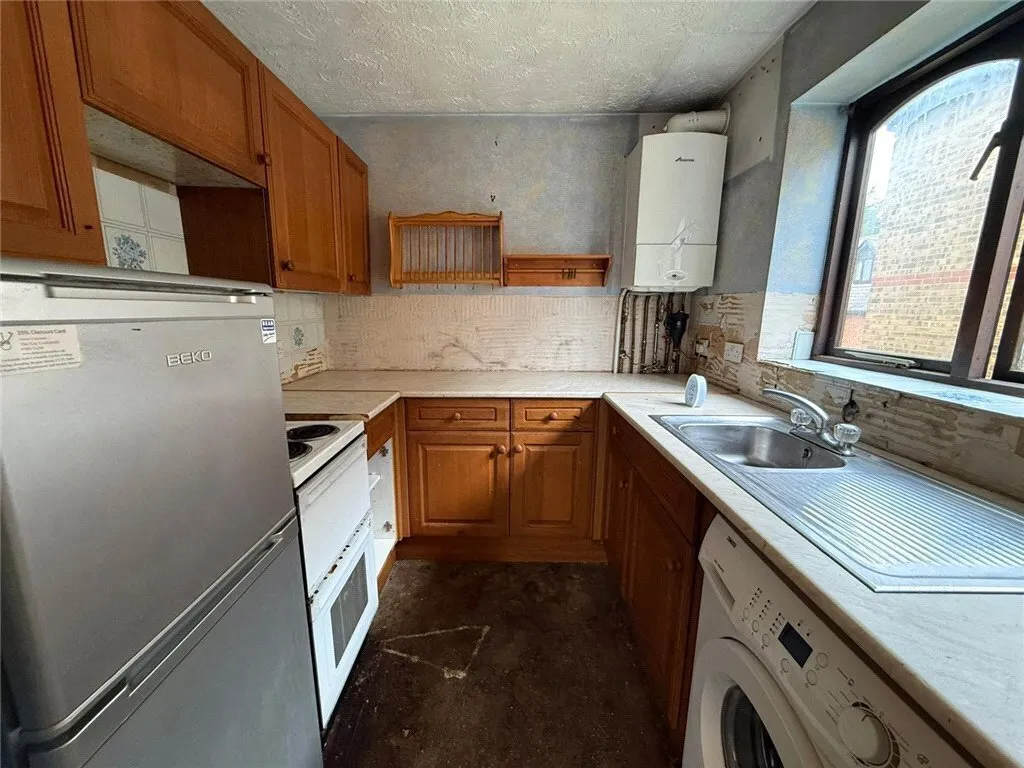 Ashbourne Road, Mitcham, CR4, photo 7