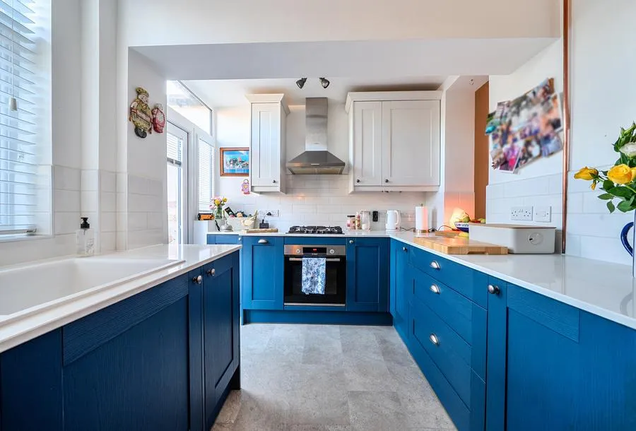Hucclecote Road, Gloucester, GL3, photo 13