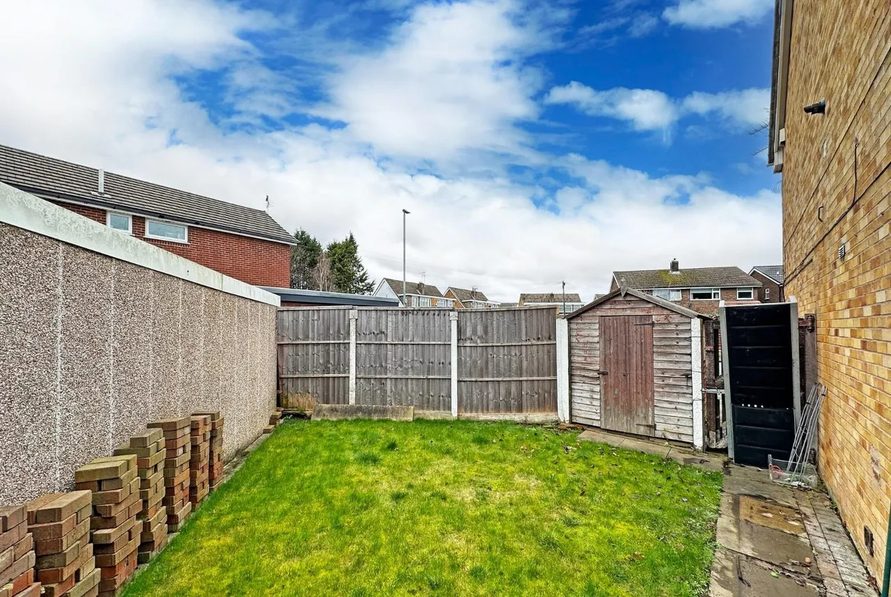 Shady Lane, Baguley, Manchester M23 9NA, photo 5