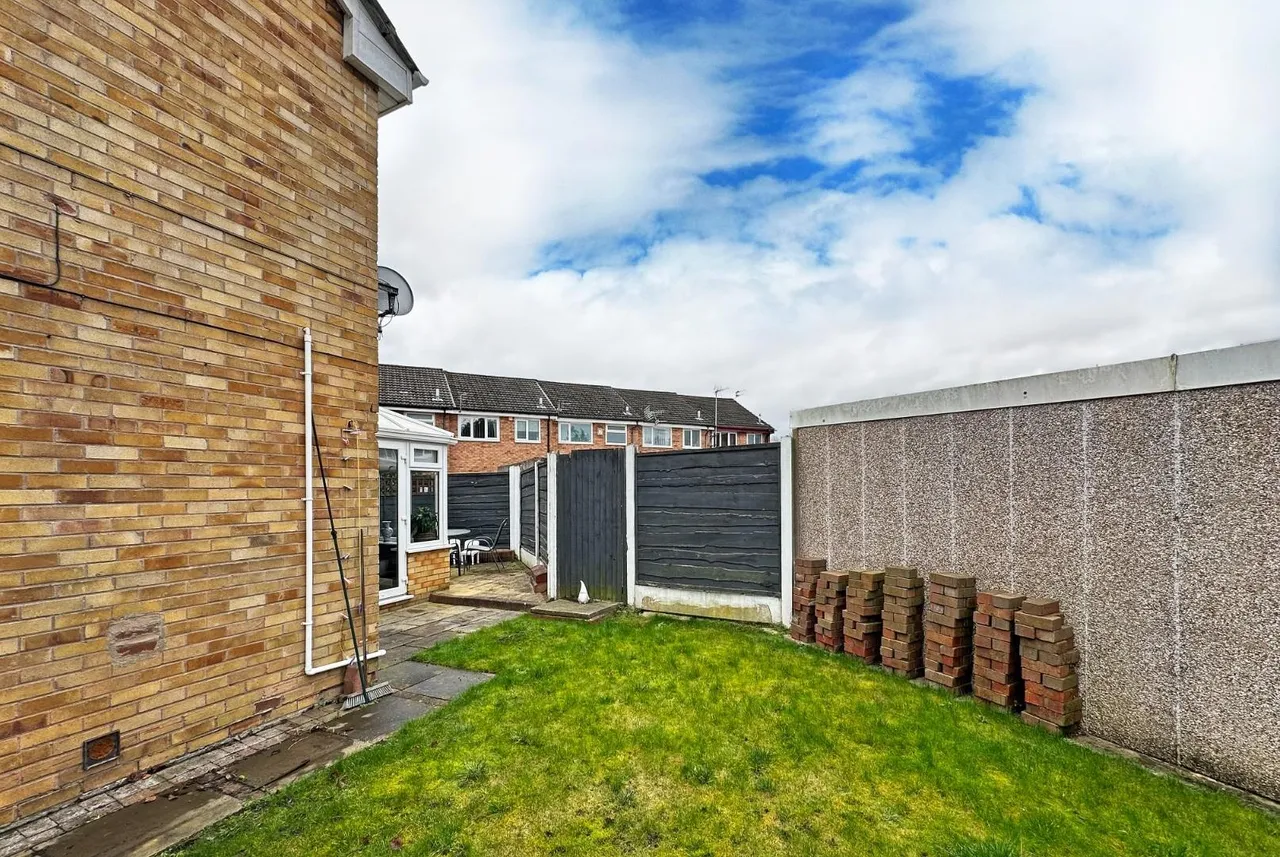 Shady Lane, Baguley, Manchester M23 9NA, photo 21