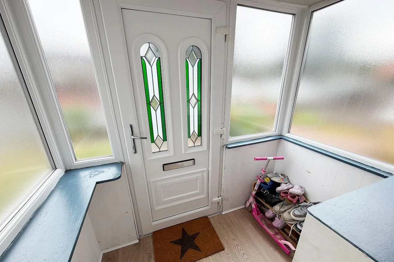 Shady Lane, Baguley, Manchester M23 9NA, photo 12