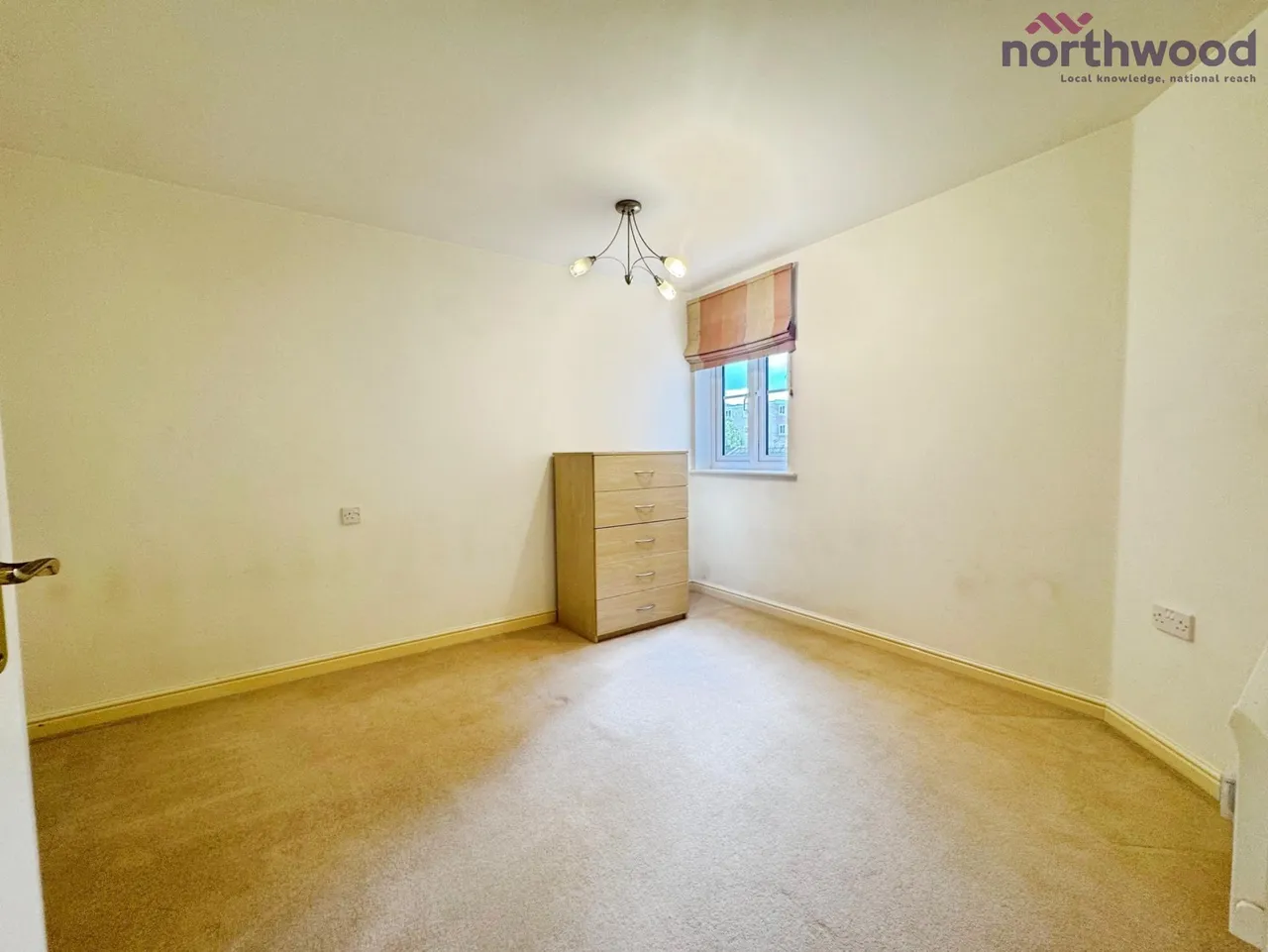 Ashdown House, Chandlers Ford, SO53, photo 16