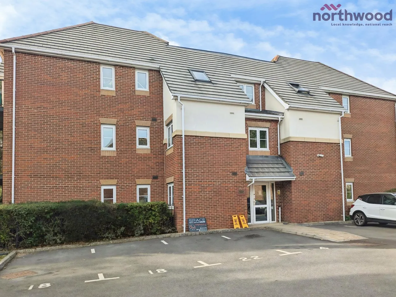 Ashdown House, Chandlers Ford, SO53, photo 17