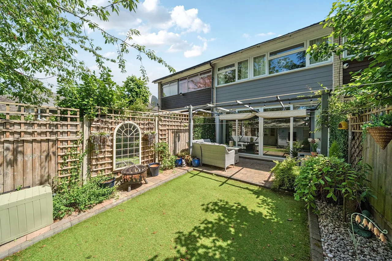 Court Road, SE9, photo 28