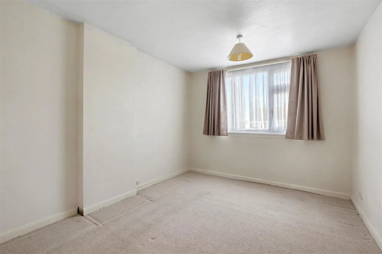 Sunningdale Drive, Kirk Hallam, DE7, photo 8