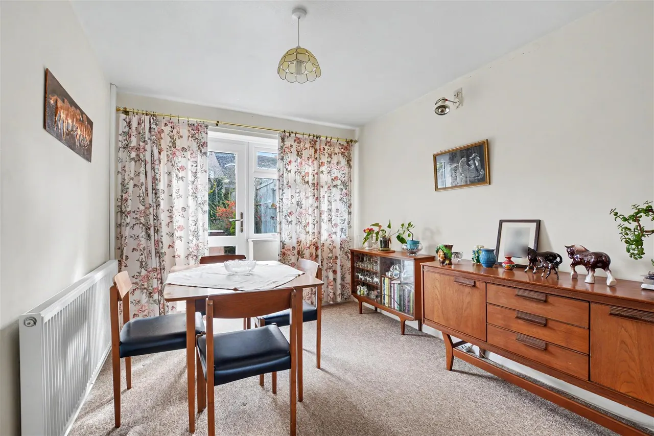 Sunningdale Drive, Kirk Hallam, DE7, photo 6