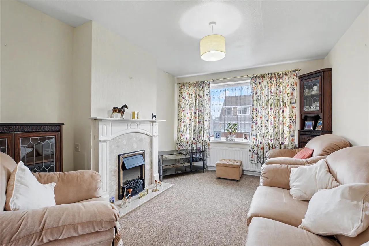 Sunningdale Drive, Kirk Hallam, DE7, photo 2