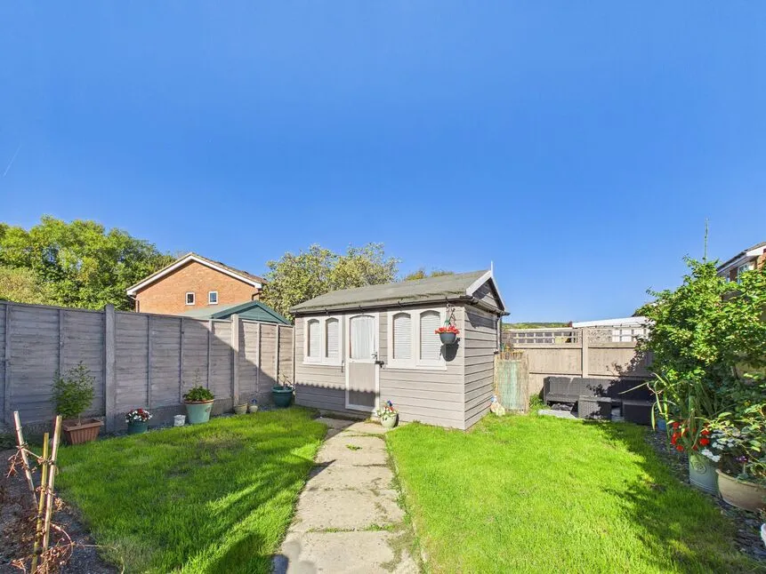 Wood Cottage Lane, Folkestone, CT19, photo 2
