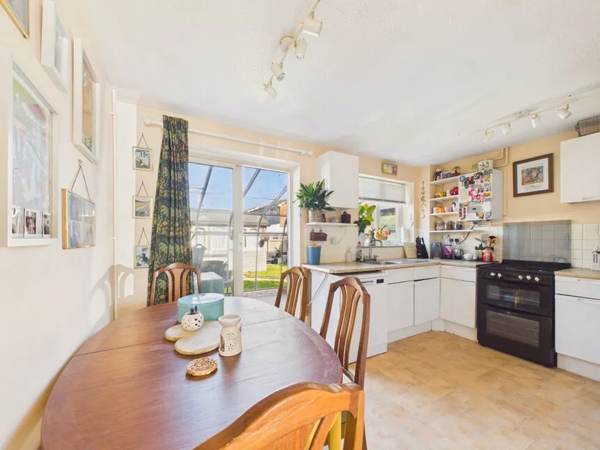 Wood Cottage Lane, Folkestone, CT19, photo 4