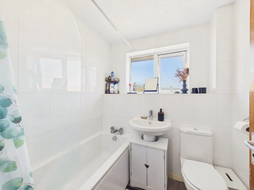 Wood Cottage Lane, Folkestone, CT19, photo 8