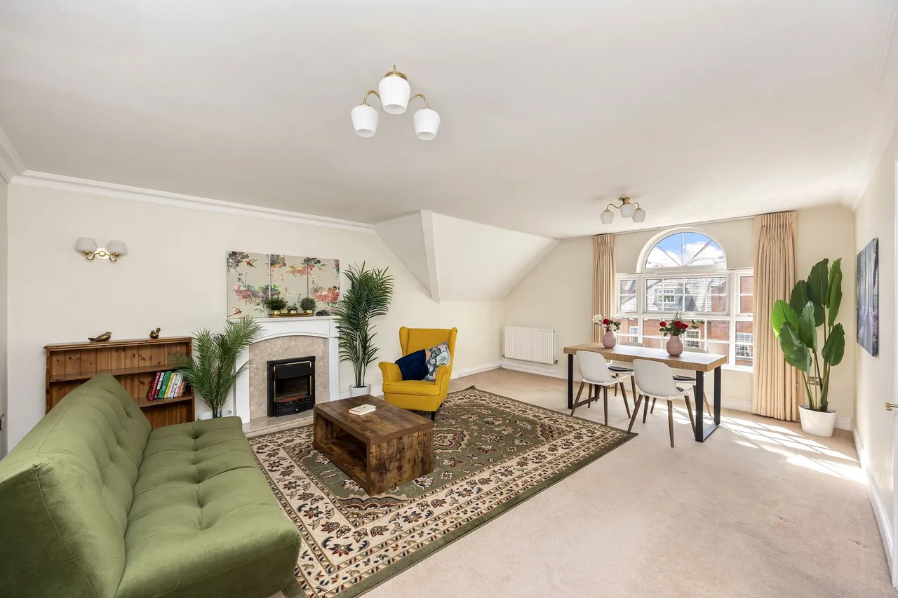 Potters Place, Horsham, RH12, photo 6