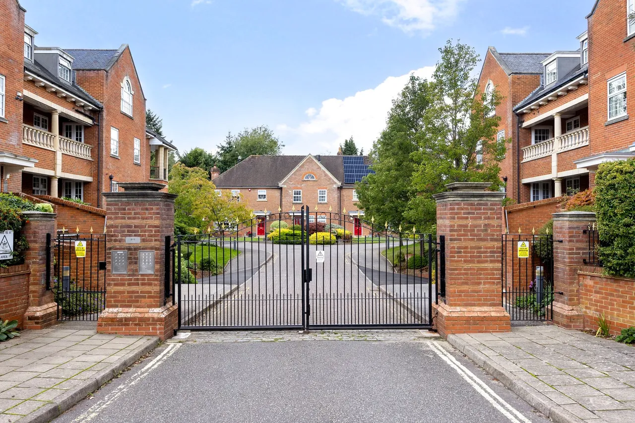 Potters Place, Horsham, RH12, photo 18