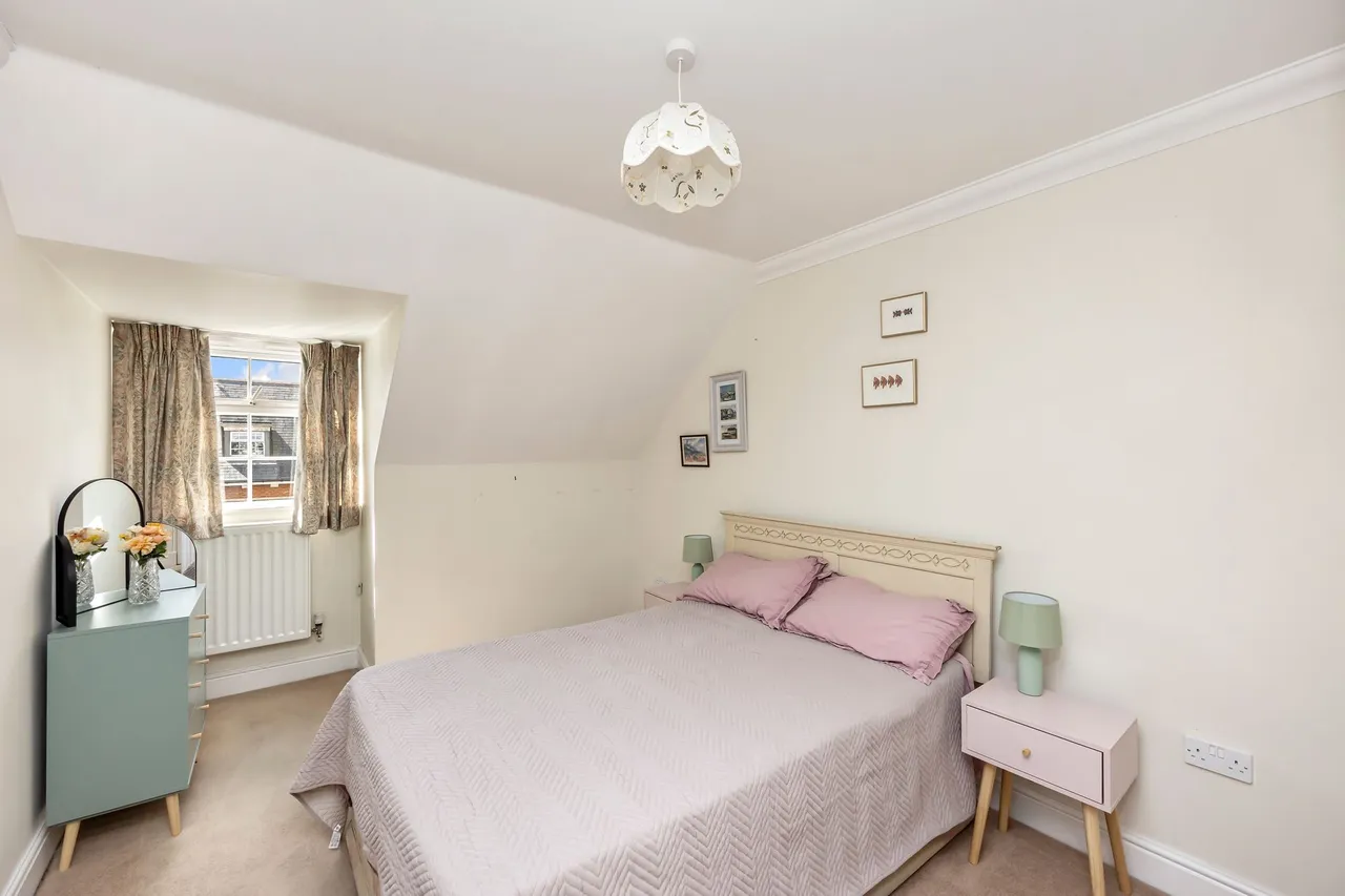 Potters Place, Horsham, RH12, photo 14