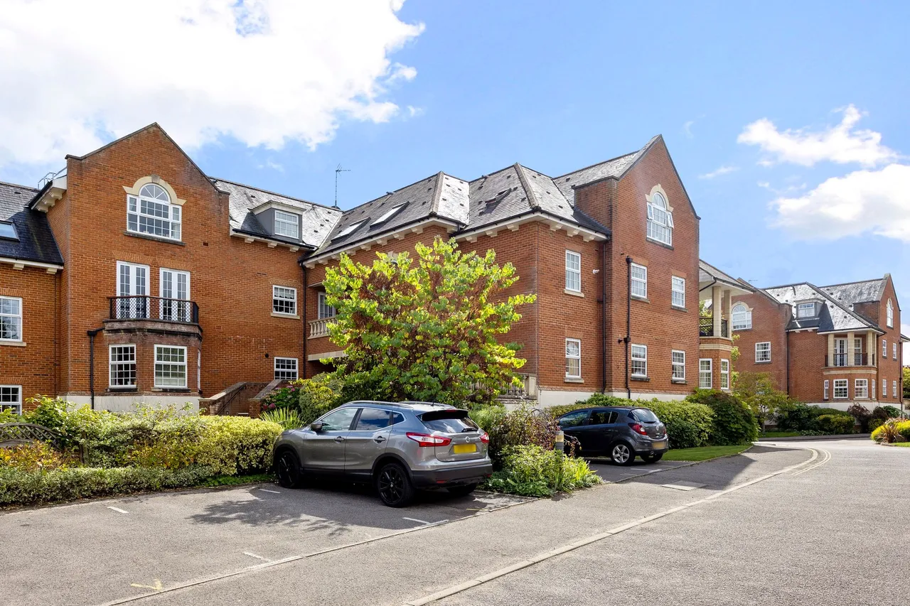 Potters Place, Horsham, RH12, photo 21