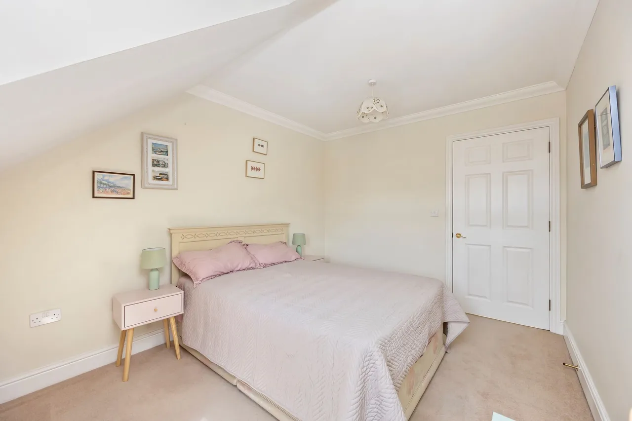 Potters Place, Horsham, RH12, photo 15