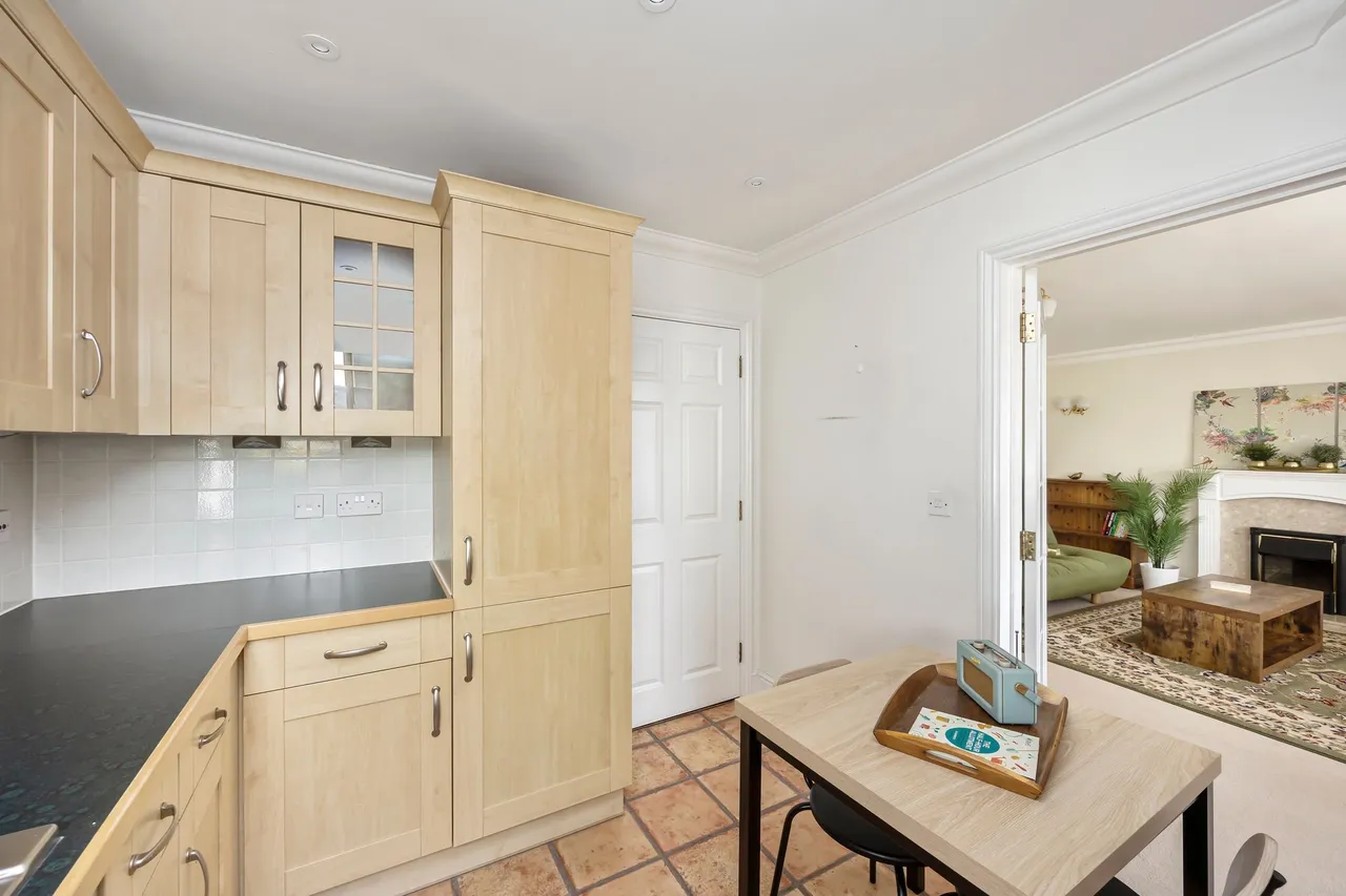 Potters Place, Horsham, RH12, photo 9