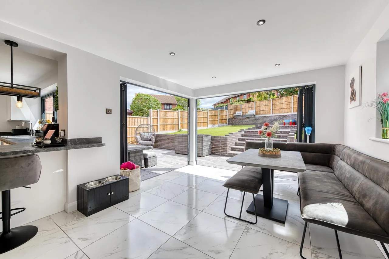 Stokesay Close, Kidderminster, photo 6