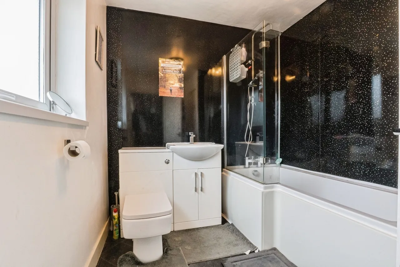 Ward Street, Preston, PR4, photo 16