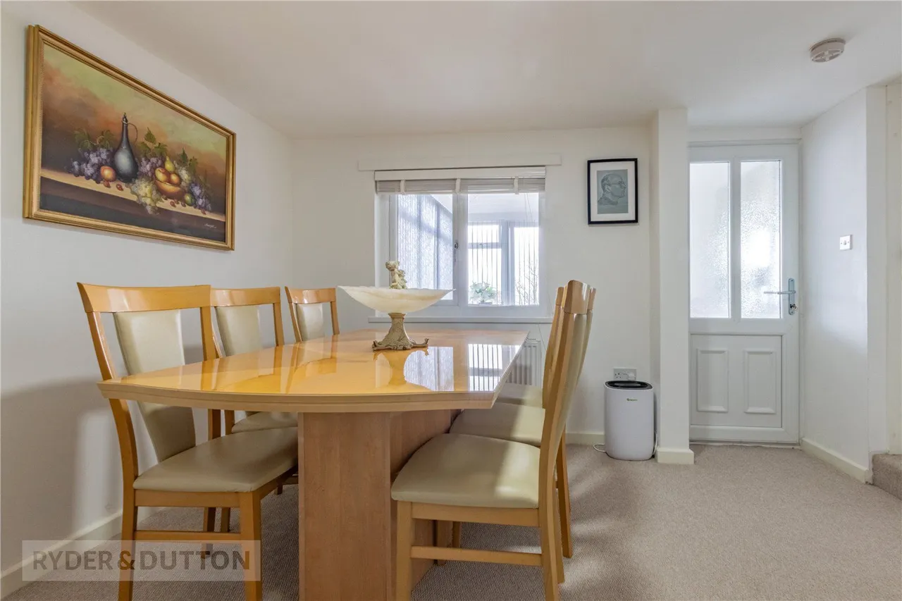 Gleneagles Way, Fixby, HD2, photo 10